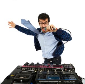 Shlomo beatboxing